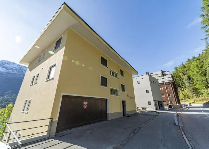 Chesa Bellavista - *